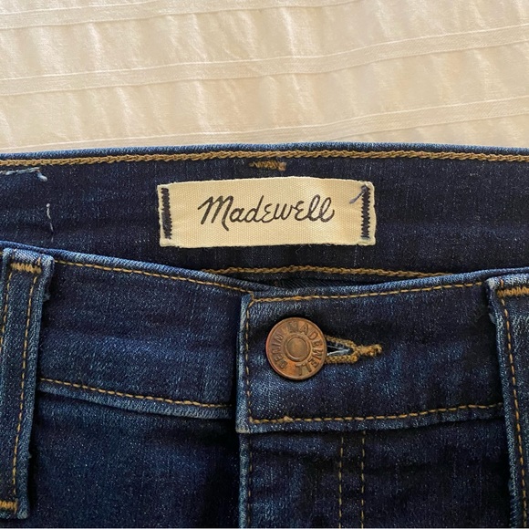 Madewell 10 inch High Rise Skinny Jeans, Hayes Wash, size 29 - Picture 6 of 9
